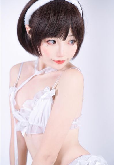 日韩成人免费一区二区三区_BD英语电影在线看